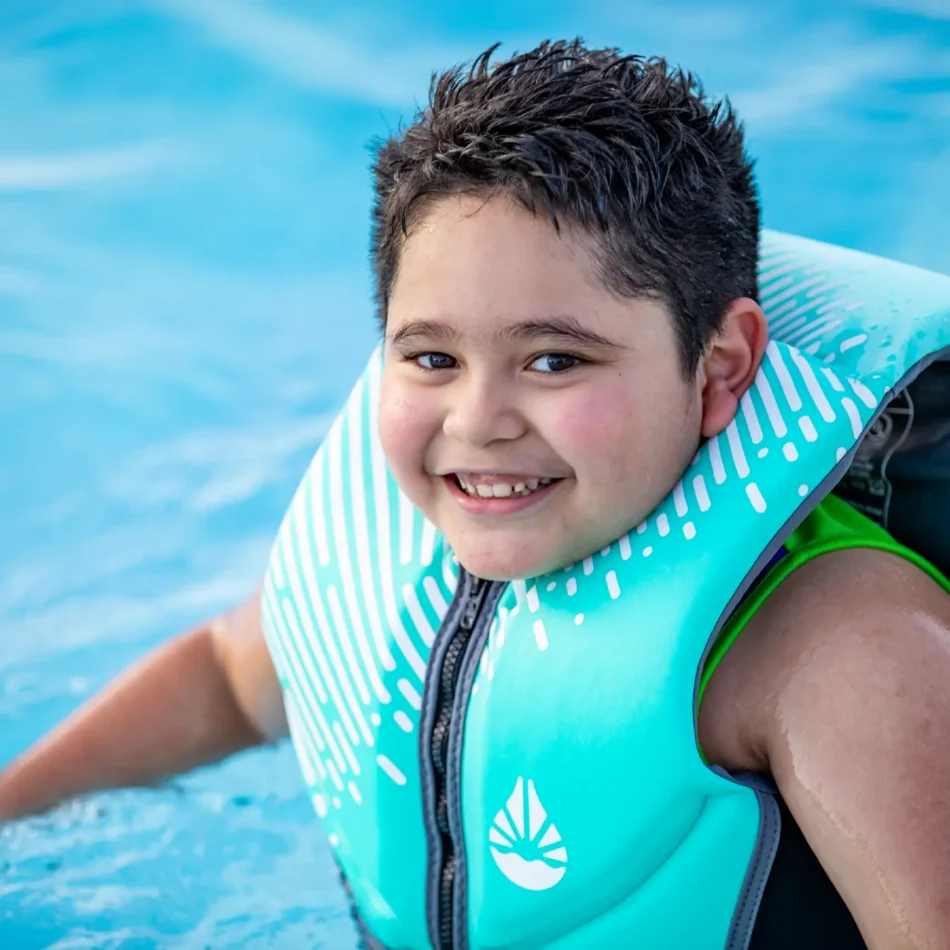 BellaChristmas-11-01 BellaChristmas-11-01