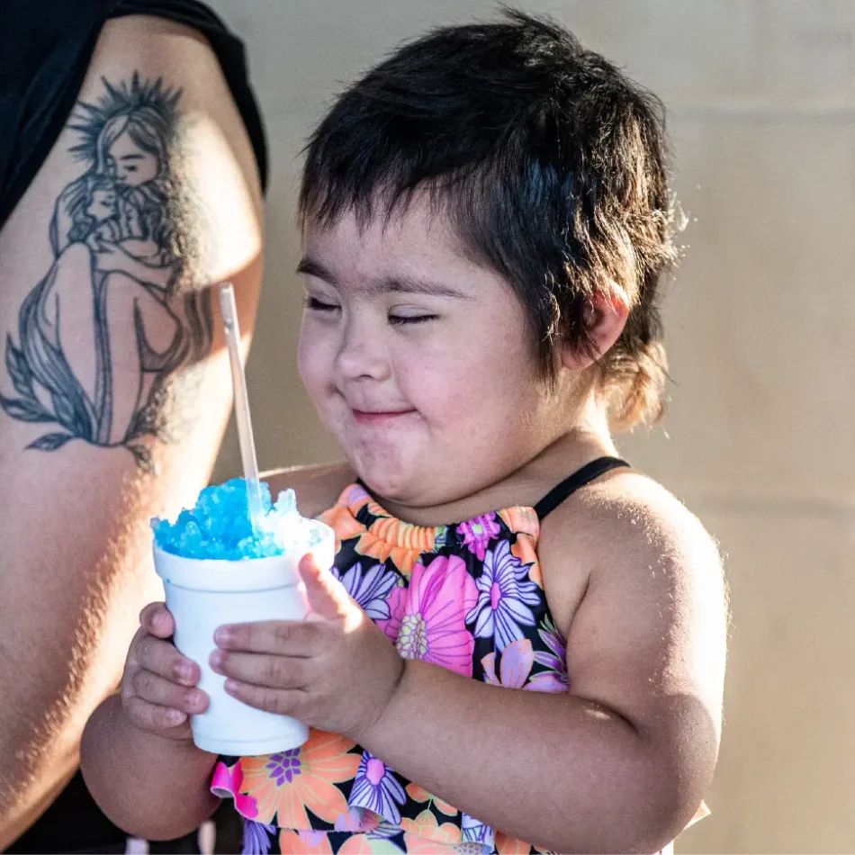 BellaChristmas-9-01 BellaChristmas-9-01